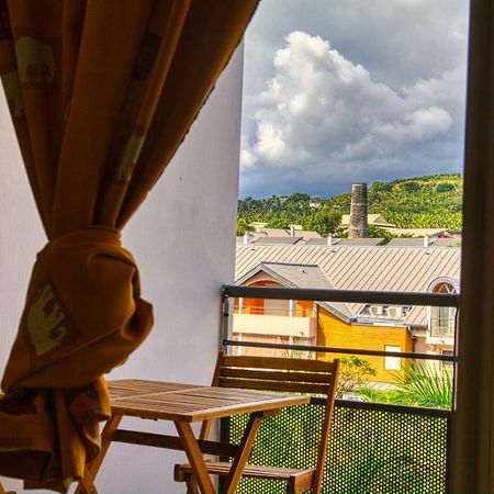 Apartamento Bakkasab St Gilles Saint-Gilles-les-Bains Exterior foto